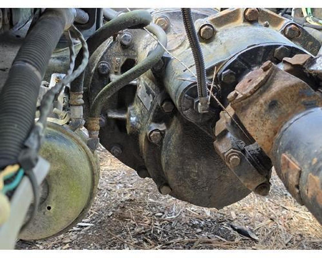 Used 2004 Eaton DS404