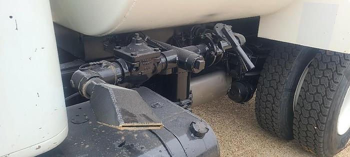 Used 1990 INTERNATIONAL 4900