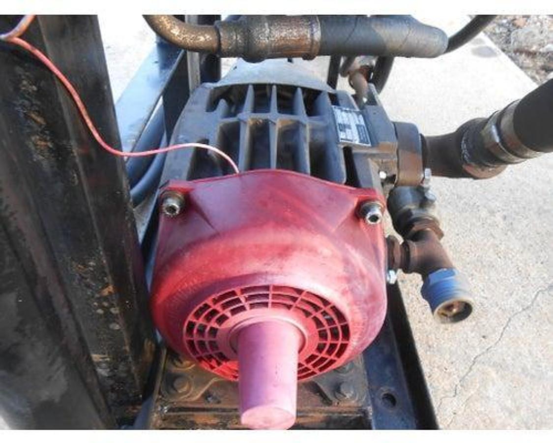 Used GARDNER DENVER BLOWER SYSTEM TRUCK  BLOWER #GD150ACW 1800MAX RPM, HYDROPACK  COOLER MODEL MH3 SN# S307823 WITH MACHINE SERVICES HYD PUMPS