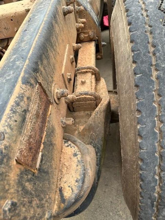 Used 2007 Peterbilt 335