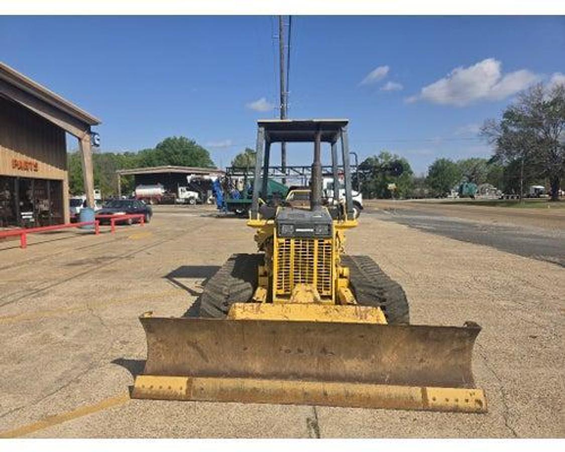 Used 2006 KOMATSU D21P-8A