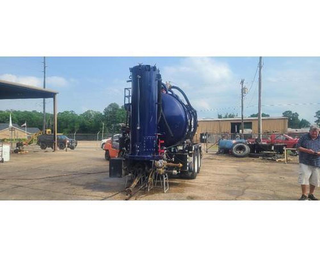 Used 2005 HYDROVAC 7400