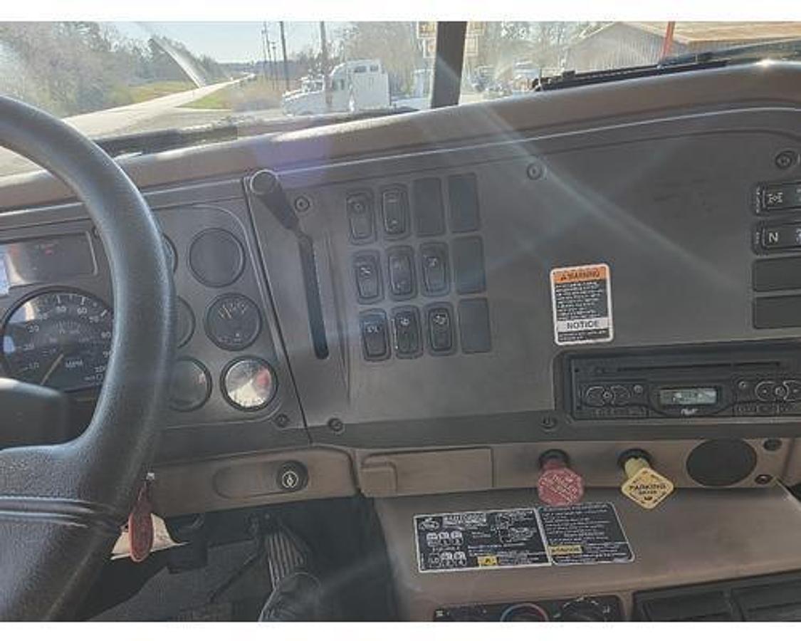 Used 2007 Mack CV713
