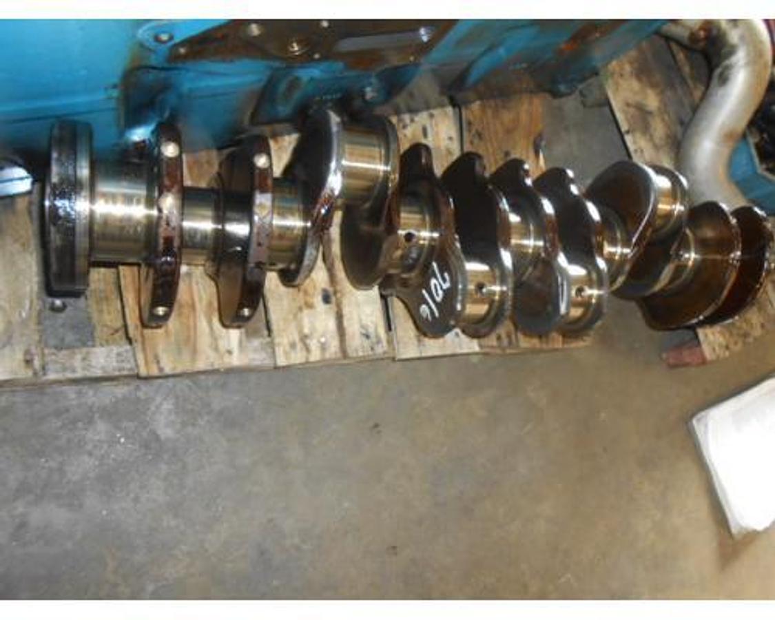 Used INTERNATIONAL DT 466E