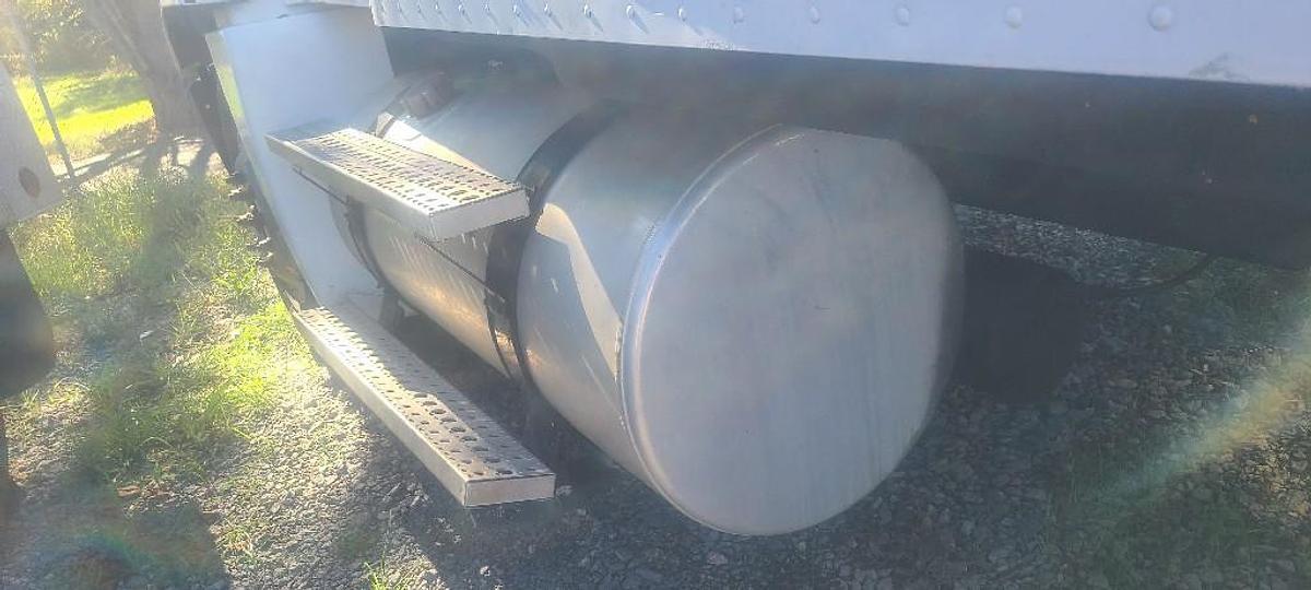 Used 2007 Freightliner FREIGHTLINER