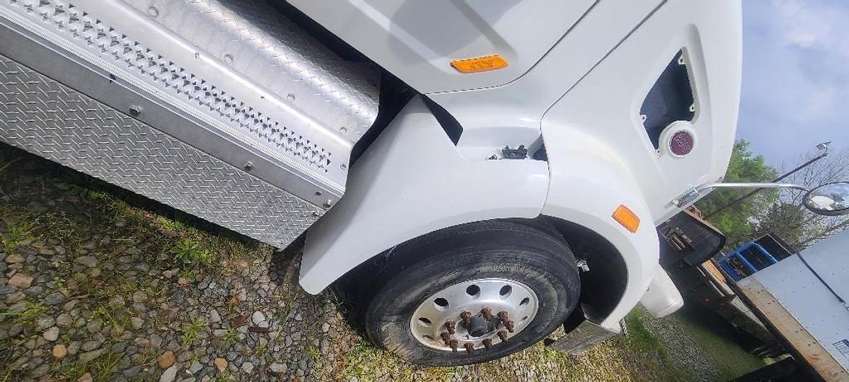 Used 2014 Peterbilt 567