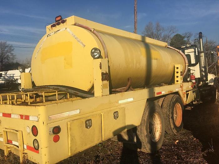 Used 2005 Mack CV713