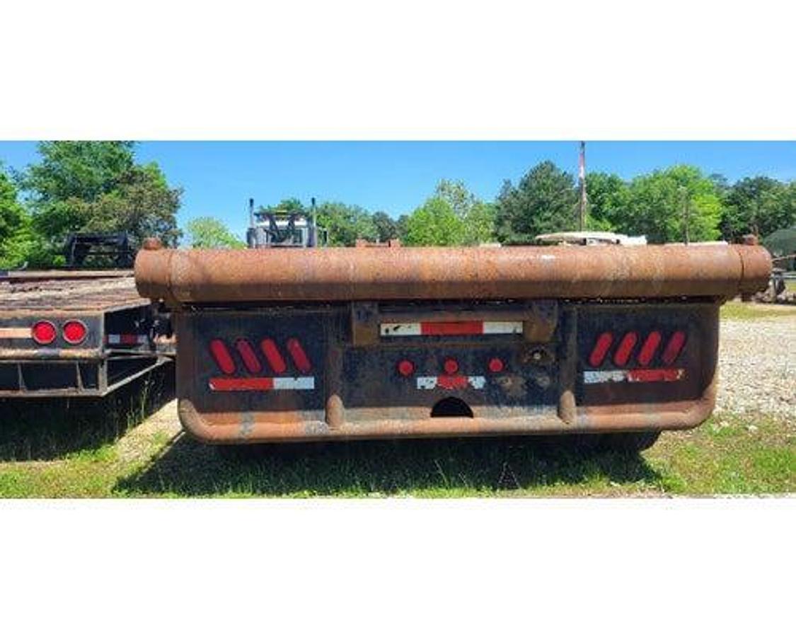 Used 1981 METAL FABRICATING COMPANY TRAILER