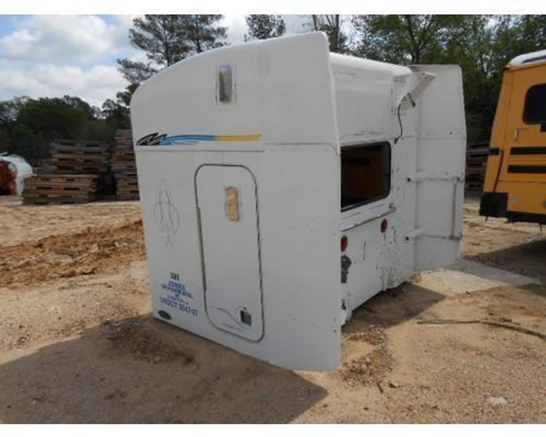 Used UNIBILT ULTRACAB