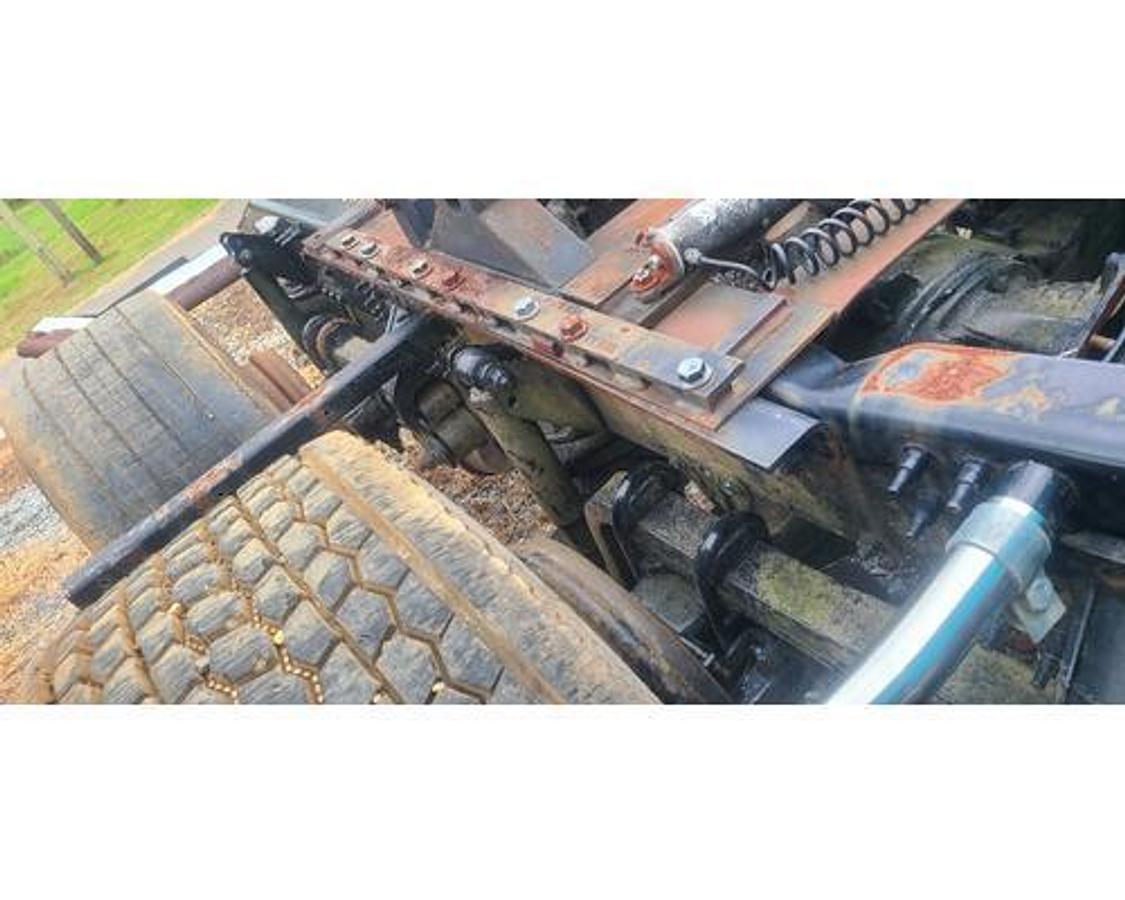 Used 2012 Mack CHU613