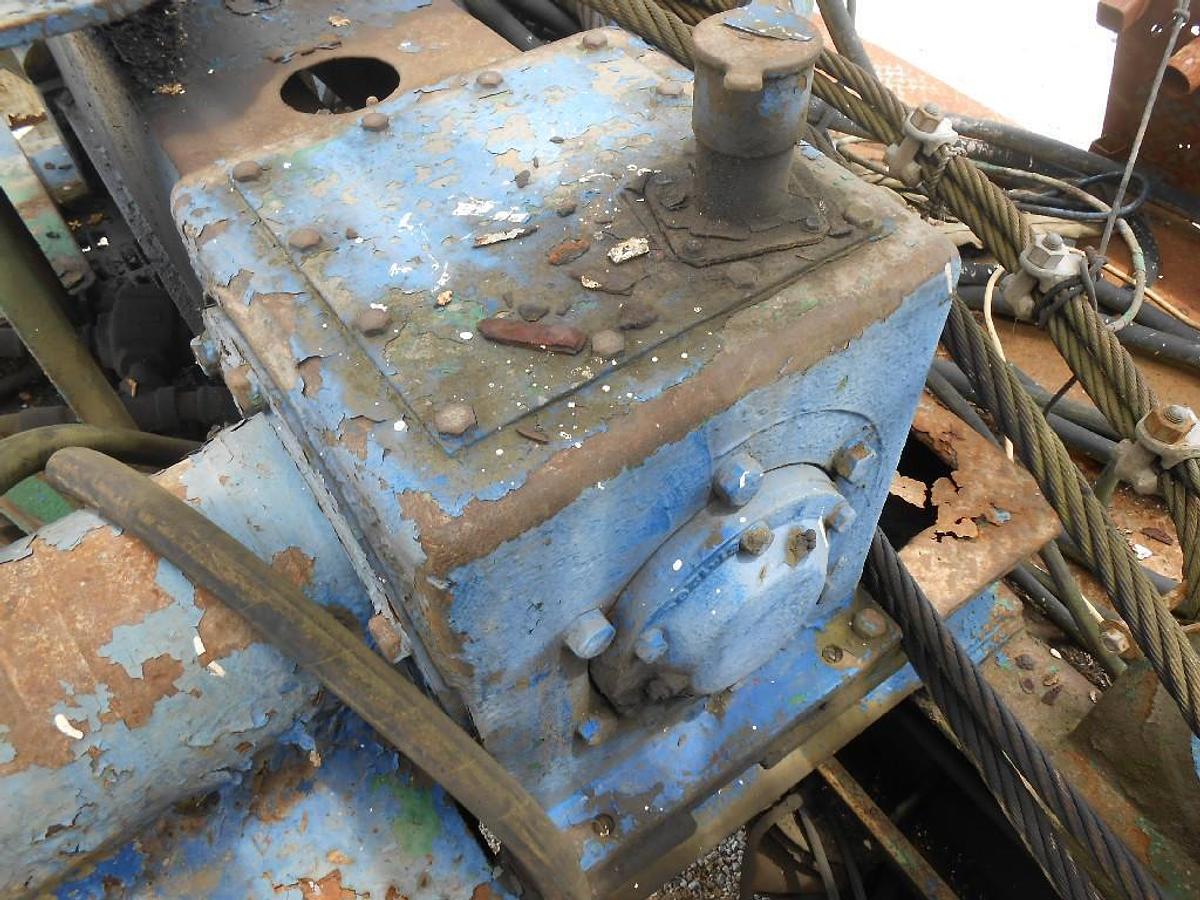 Used WILSON MOGUL42B