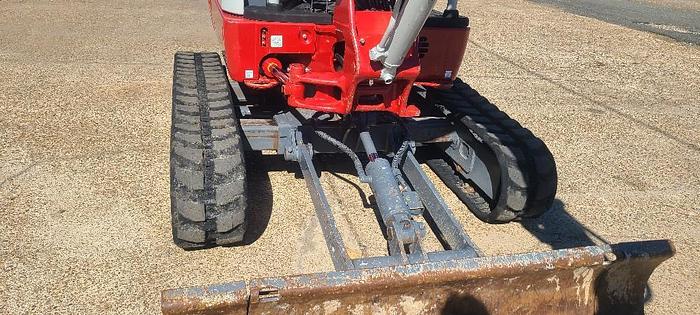 Used 2022 TAKEUCHI TB225