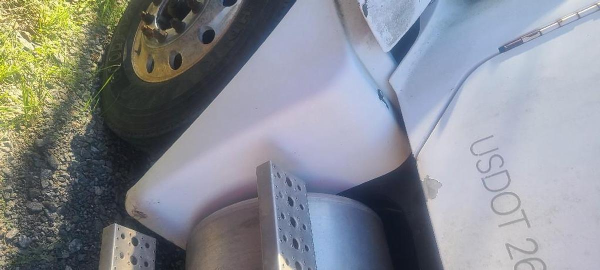 Used 2007 Freightliner FREIGHTLINER