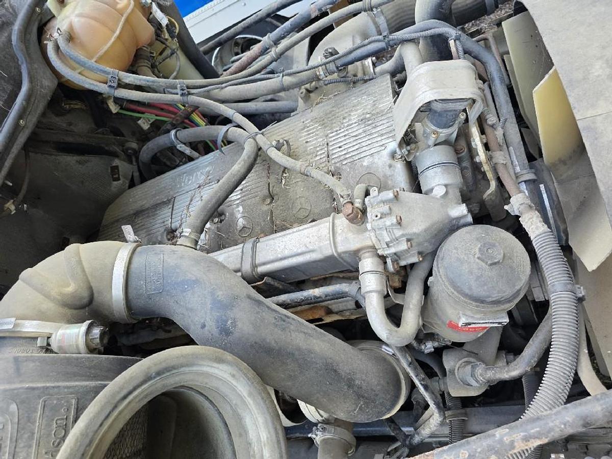 Used 2007 Mercedes MBE4000