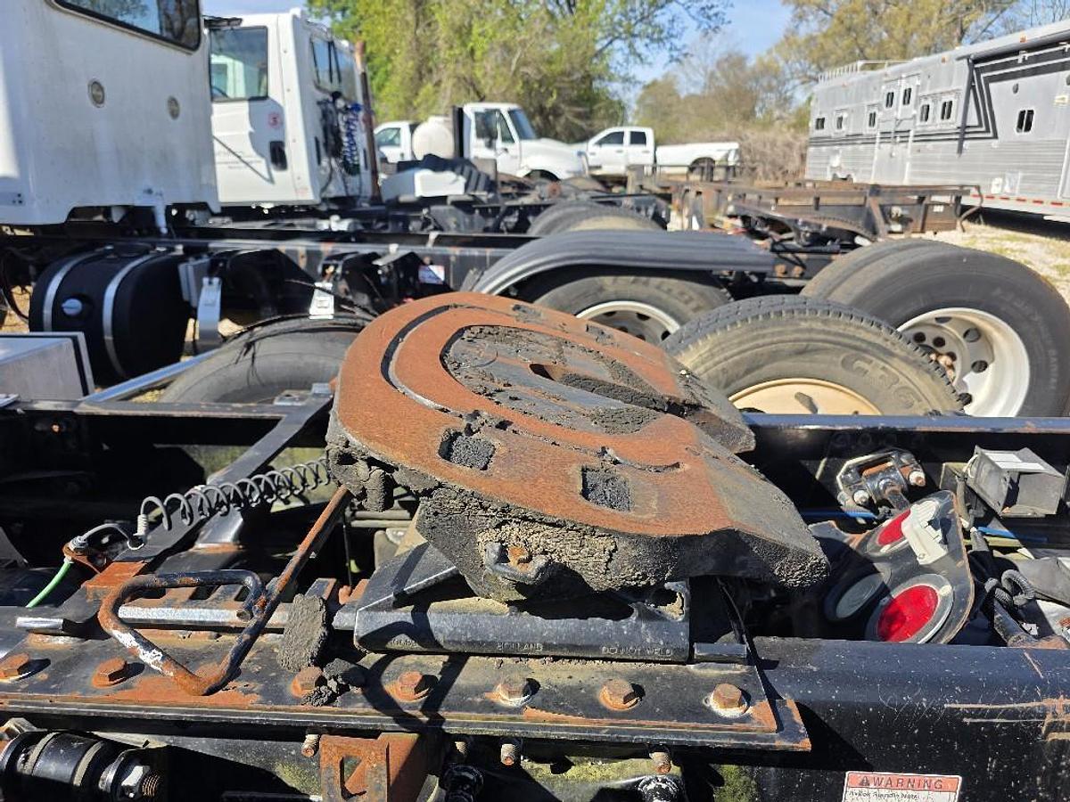 Used 2012 Holland CASCADIA