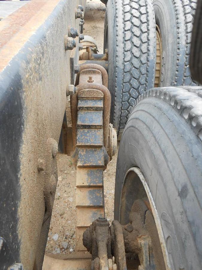 Used 1988 Mack RD690S