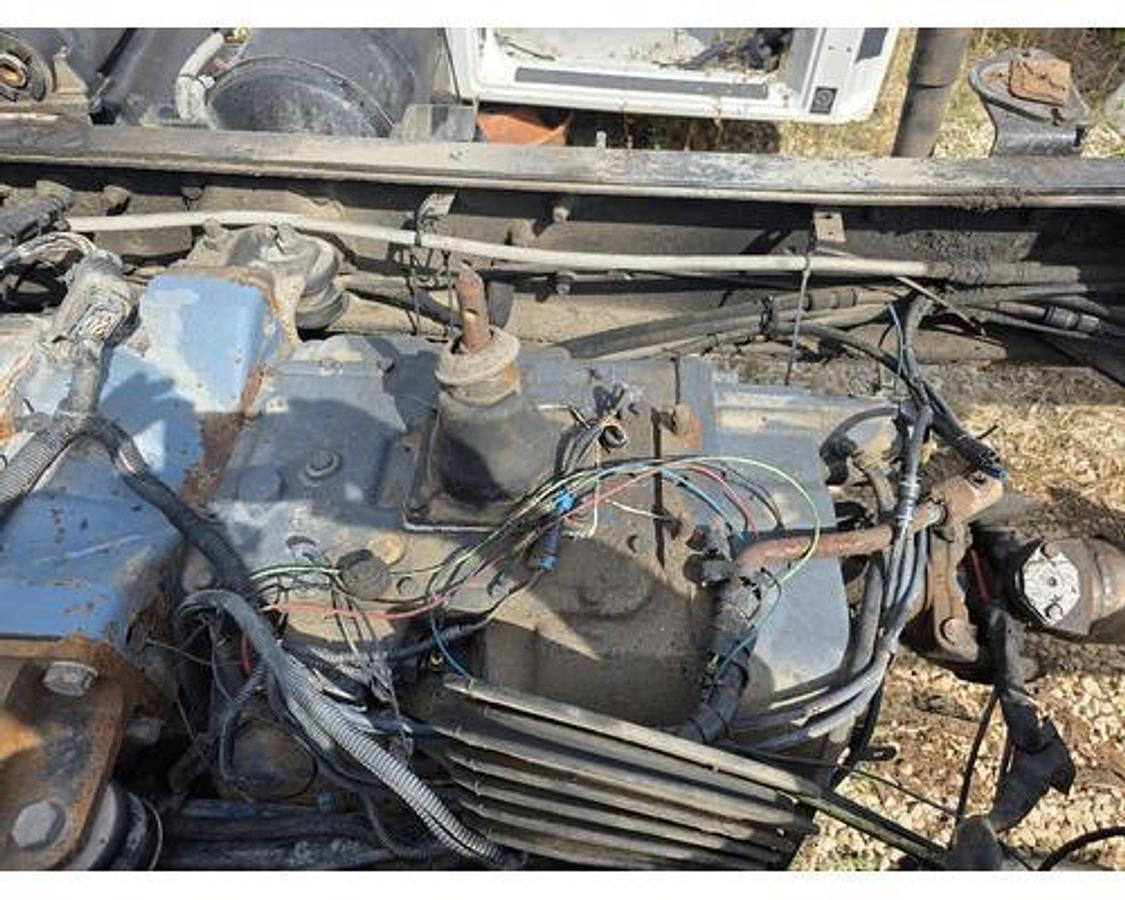 Used 2005 Mack CV713