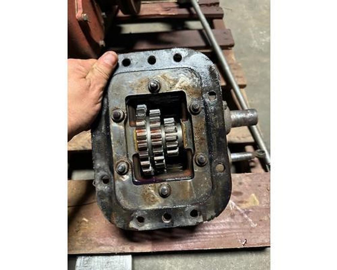 Used GOOD USED CHELSEA PTO 340XFAHX-A4XD INPUT GEAR 5-P-581