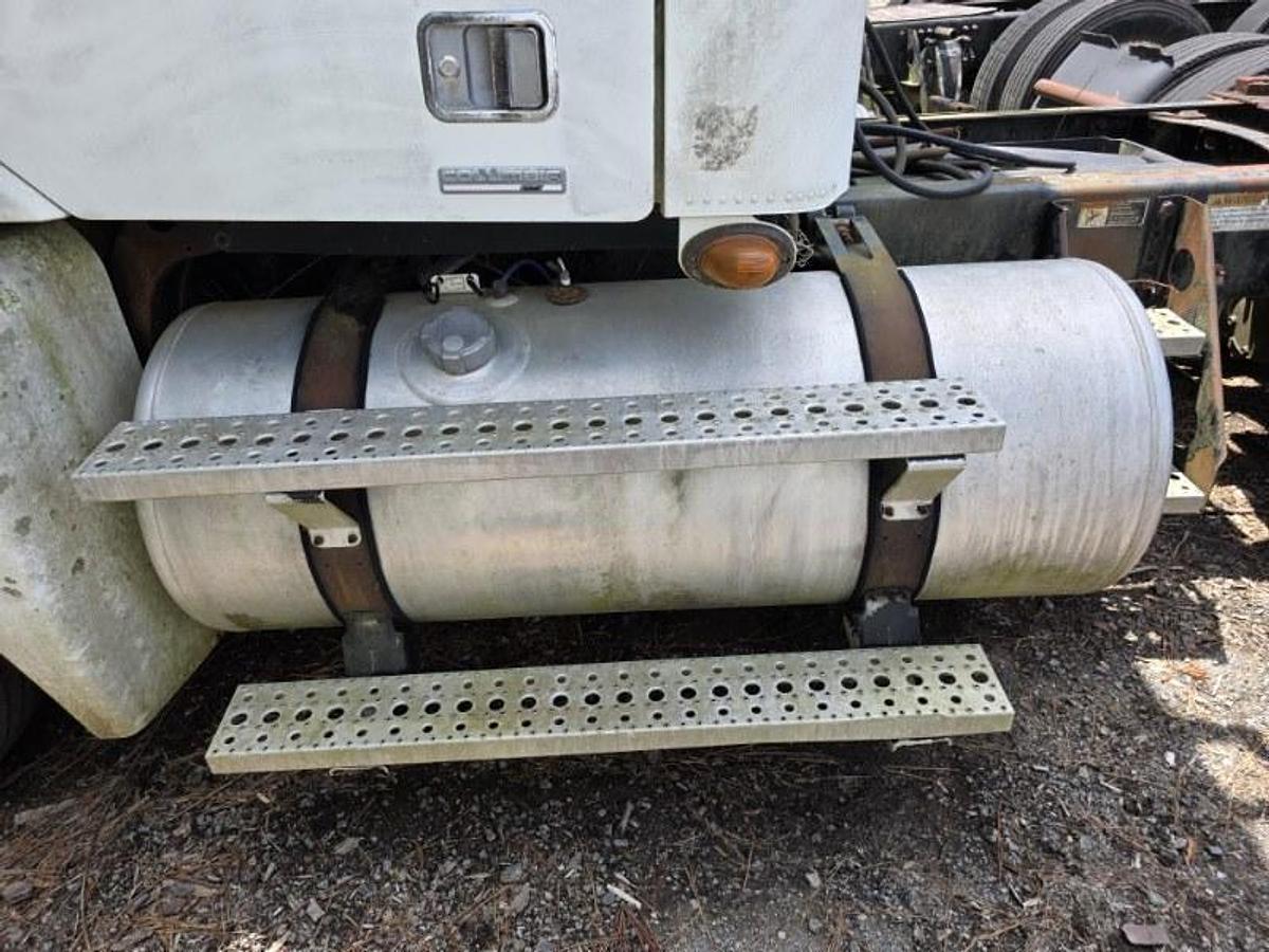 Used 2007 Freightliner FREIGHTLINER