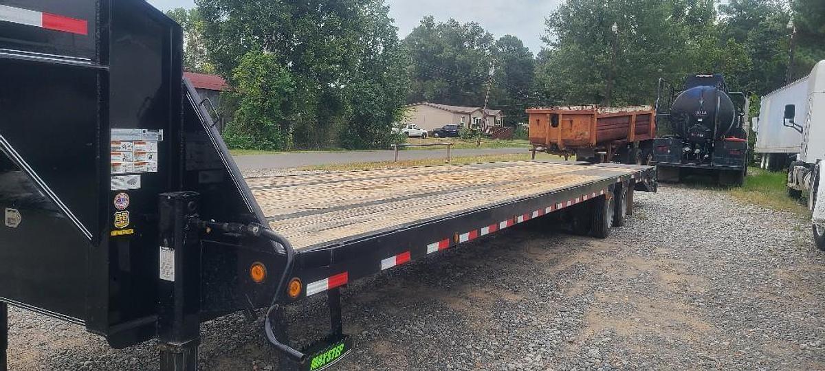 Used 2023 LOAD TRAIL LOAD TRAIL