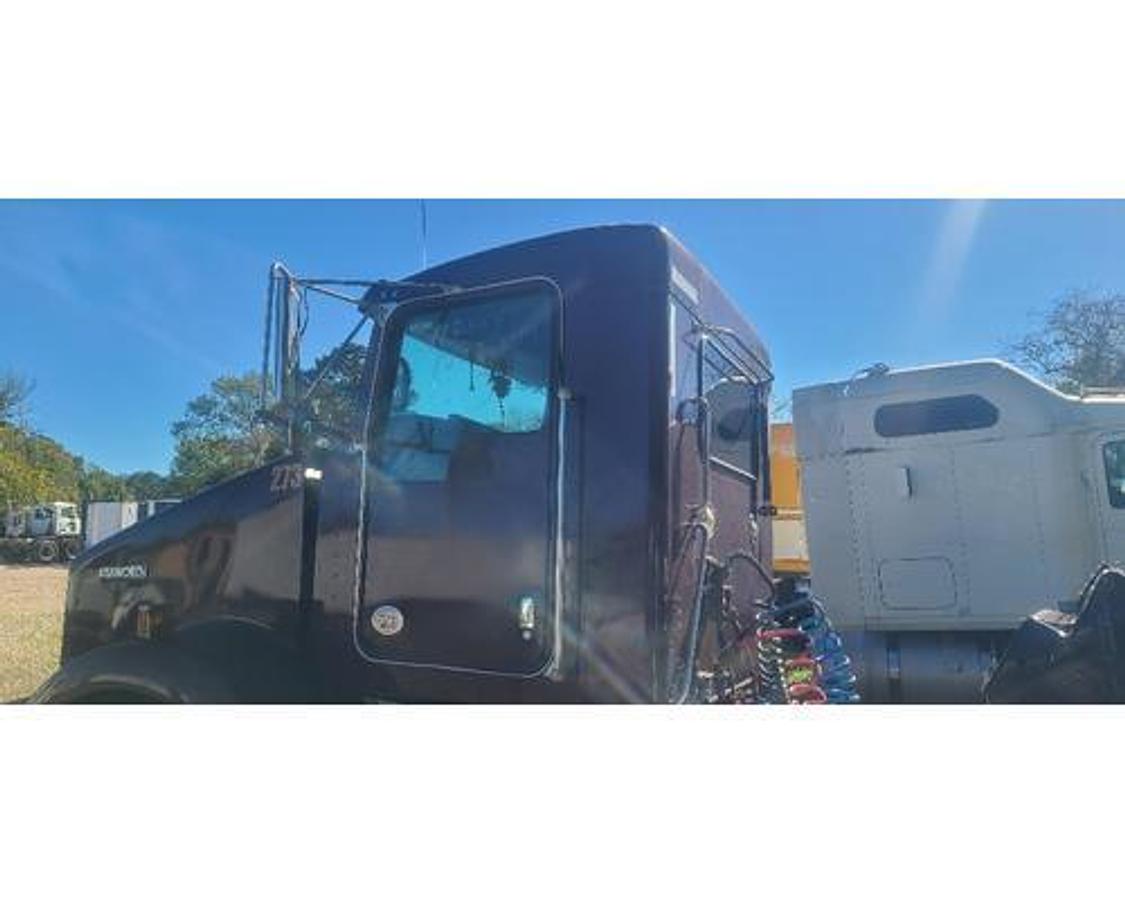 Used 2015 Kenworth T800