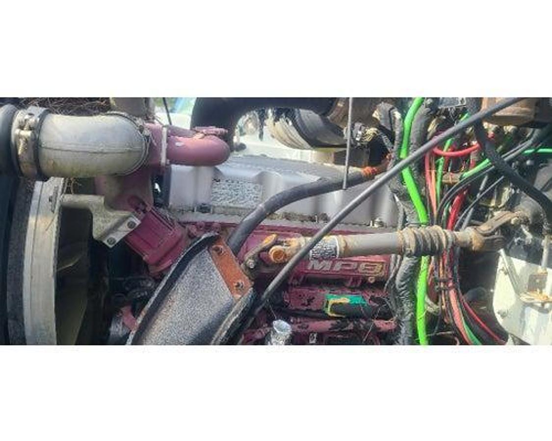 Used 2013 Mack CHU613 MP8