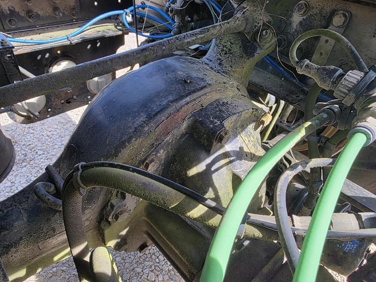 Used 2014 Freightliner CASCADIA