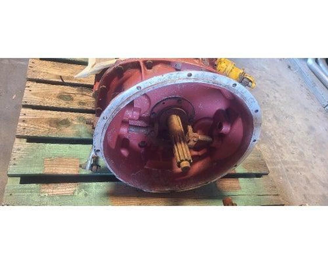 Used USED SPICER LLPSO165-10S 10 SPPED TRANSMISSION EXC.
CUSTOMER WILL NEED TO USE THEIR BELL HOUSING