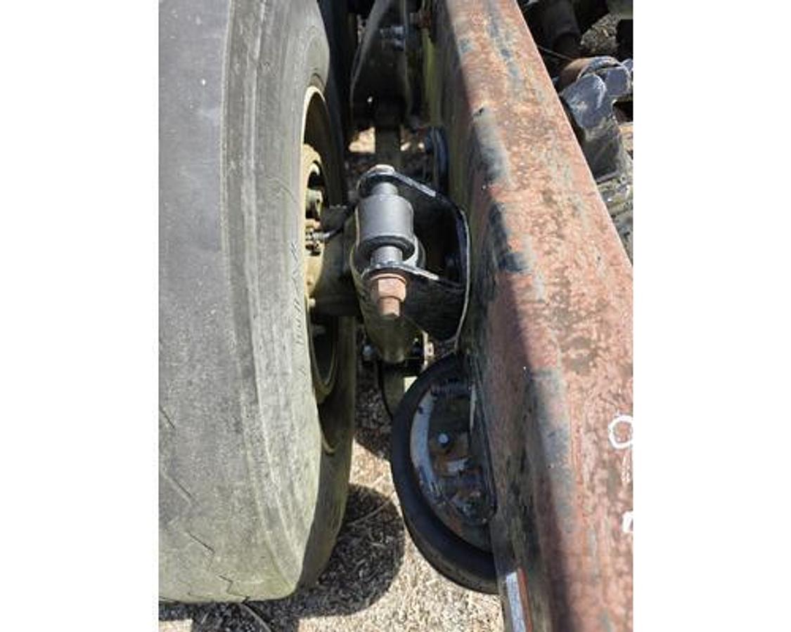 Used 2004 Freightliner COLUMBIA 120