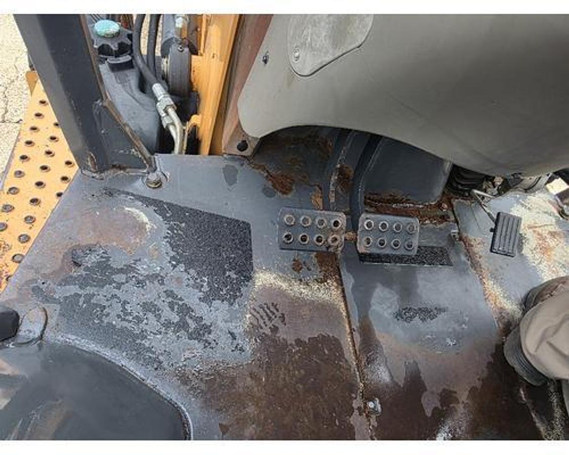 Used 2013 CASE 580 SUPER N