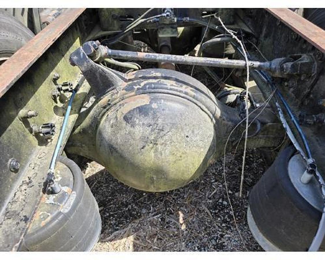 Used 2004 Eaton COLUMBIA 120