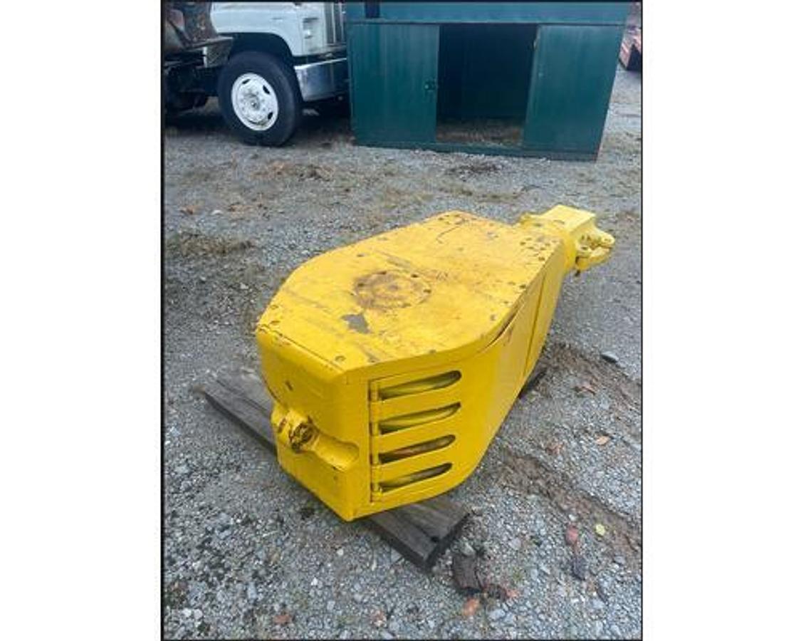 Used GOOD USED MUD KING 110 TON BLOCK