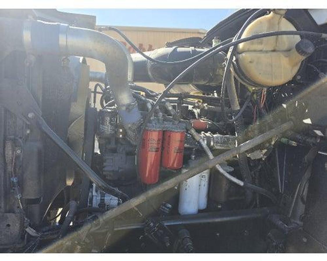 Used 2000 Mack CHU613