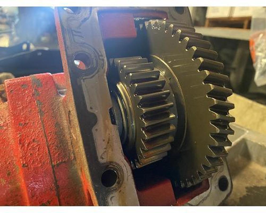 Used 2005 CHELSEA CV713