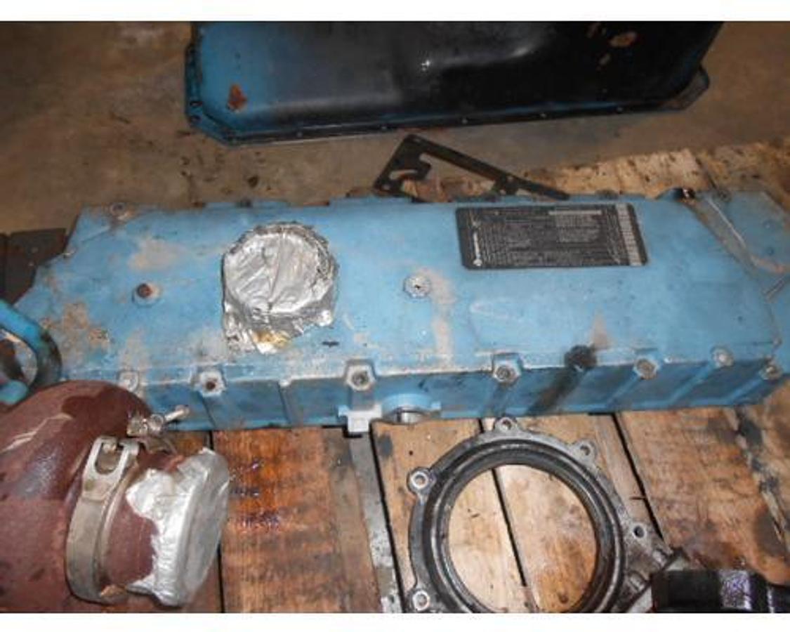 Used INTERNATIONAL DT 466E