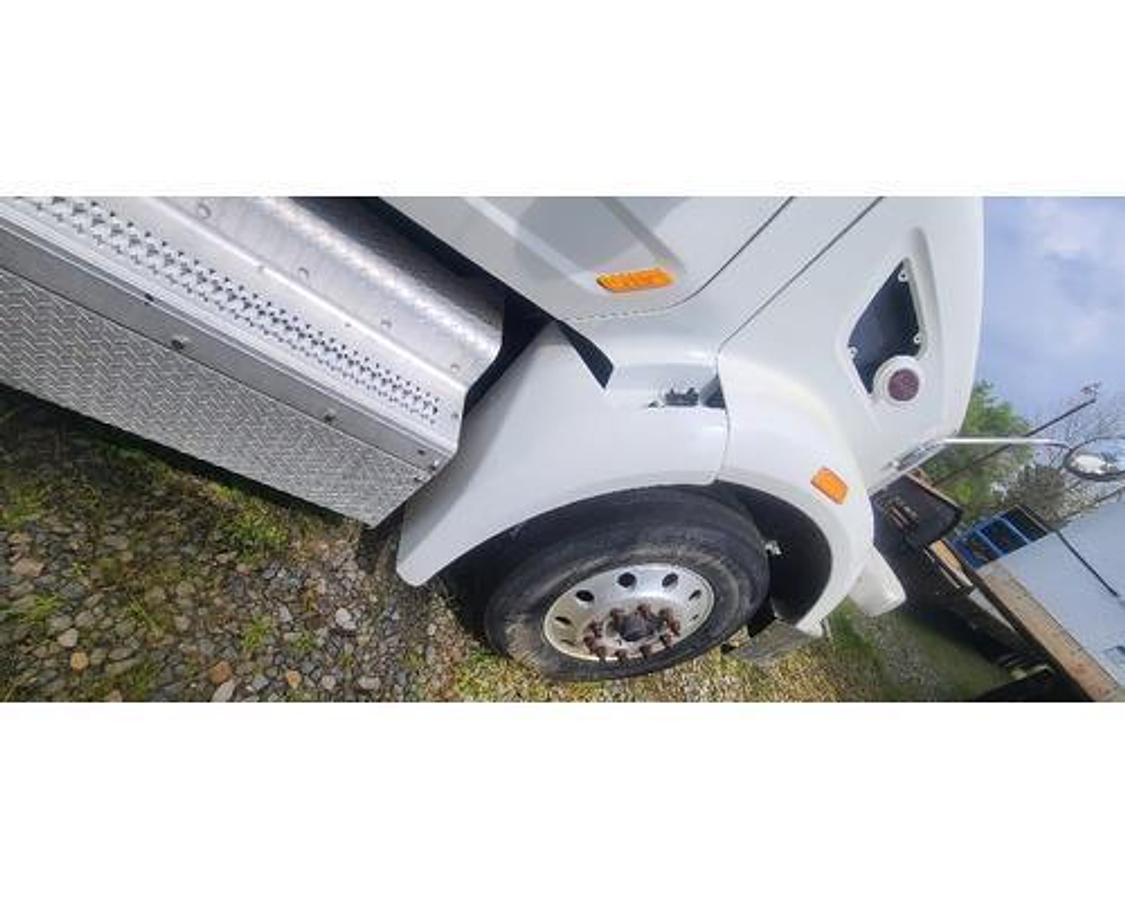 Used 2014 Peterbilt 567