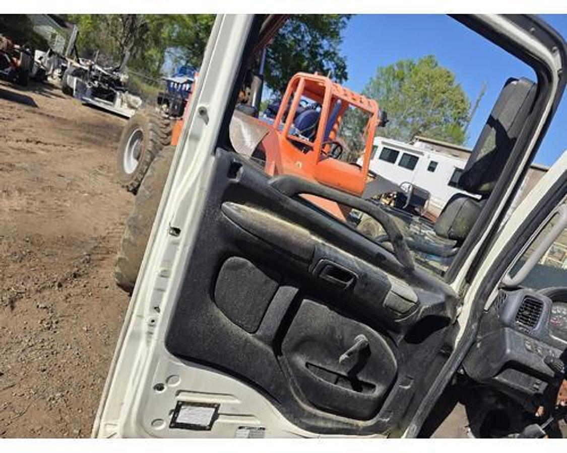 Used 2015 Hino 258/268