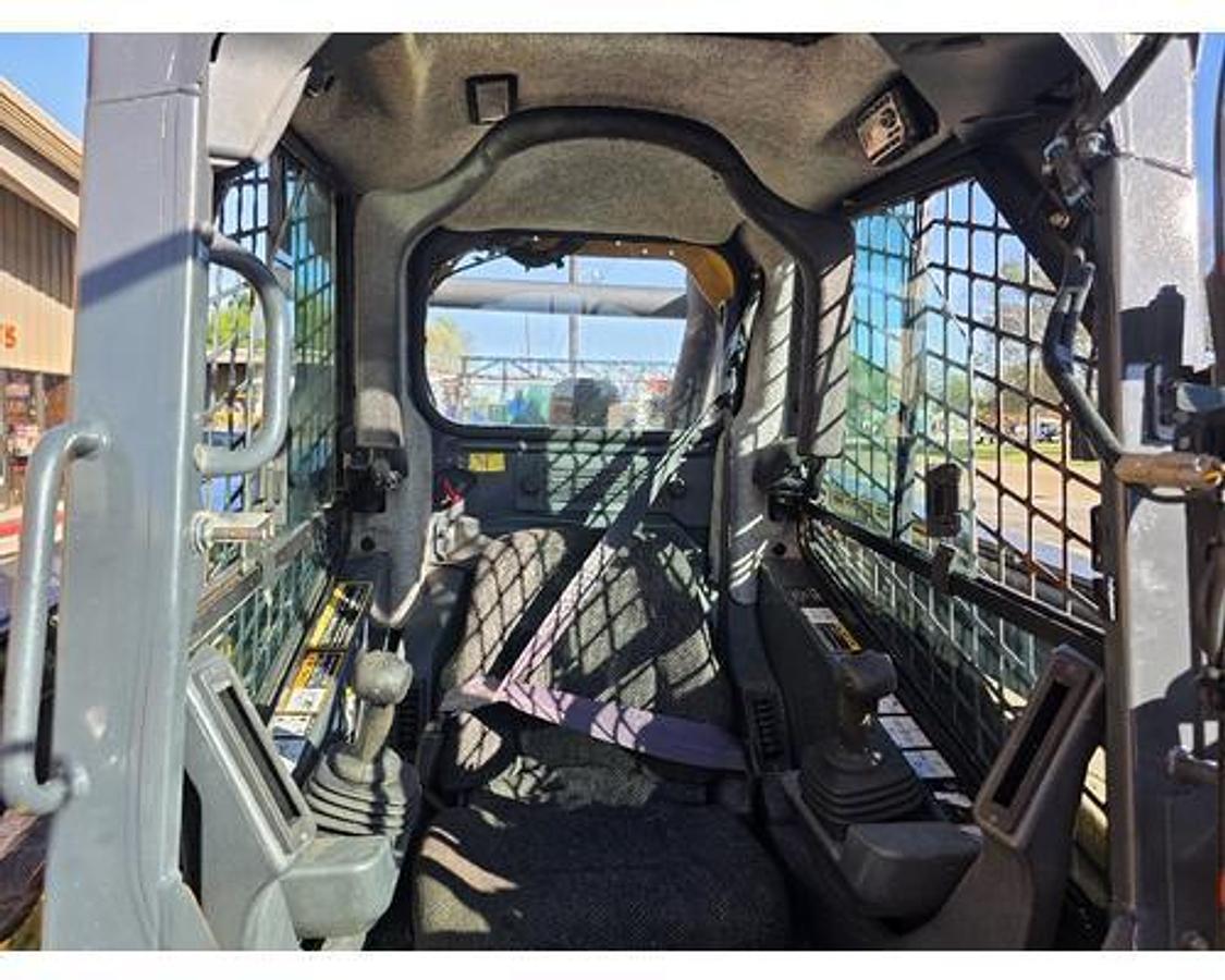 Used 2015 John Deere 333E