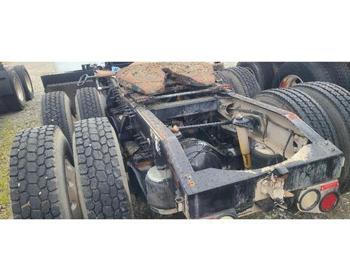 Used 2014 Peterbilt 567