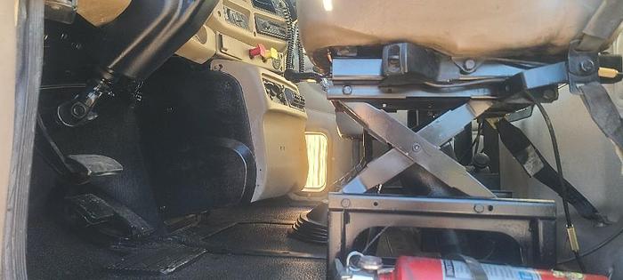 Used 2002 Mack CH 613