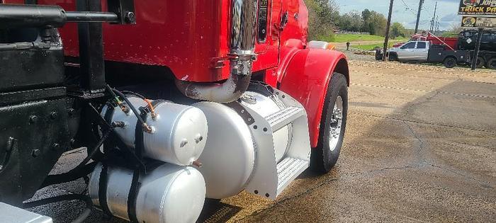 Used 2006 Peterbilt 357