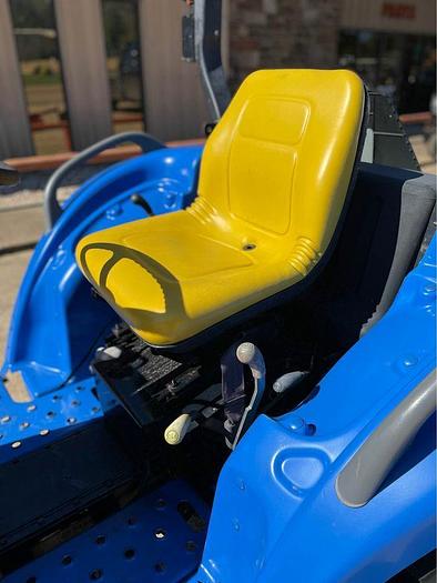 Used 2003 NEWHOLLAND TC35A