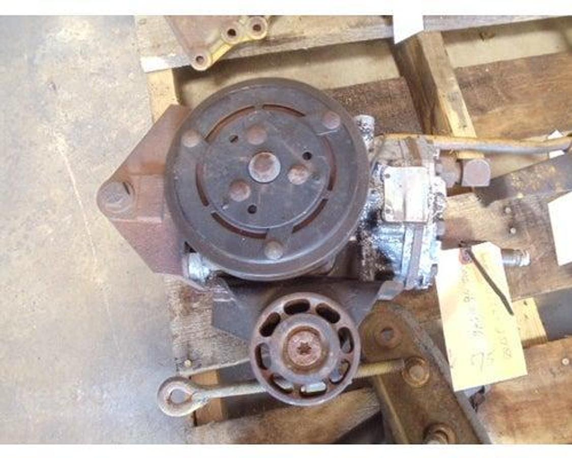 Used TCCI AC COMPRESSOR PN# ET201L-25150, 4621546