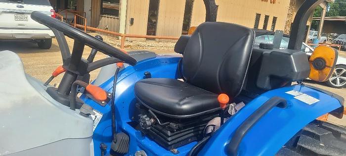 Used 2011 NEWHOLLAND BOOMER40