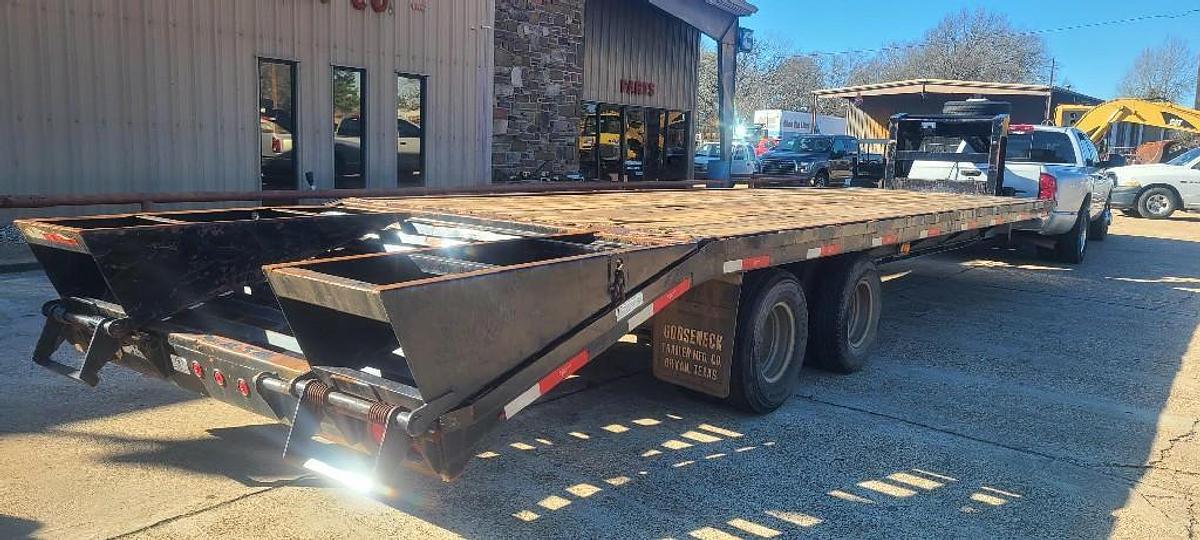 Used 2017 GOOSENECK FLAT BED