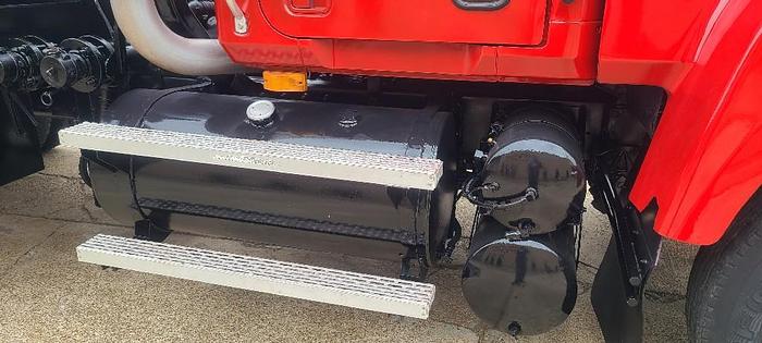 Used 2002 Mack CH 613