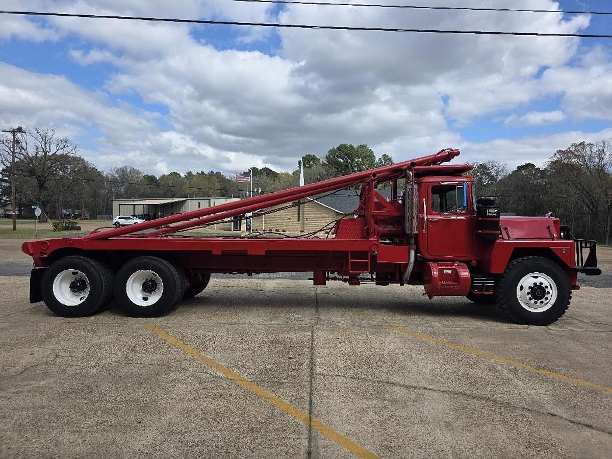 Used 1981 Mack RD600 SERIES