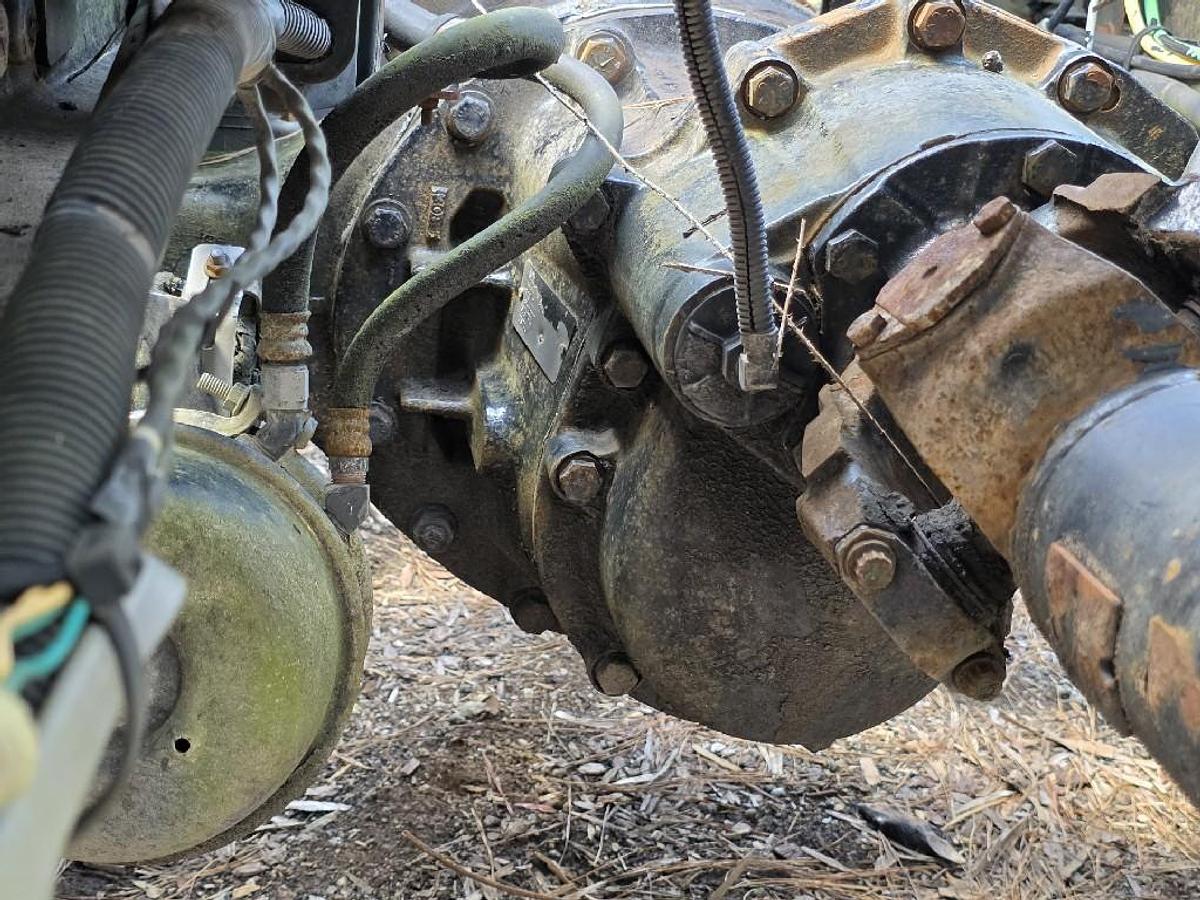 Used 2004 Eaton DS404