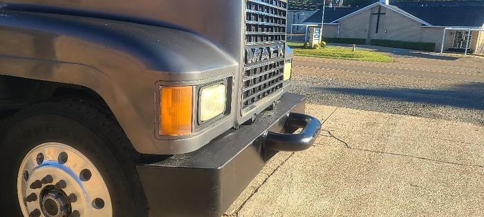 Used 2002 Mack CH 613