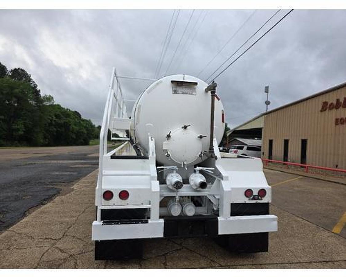 Used 2010 DRAGON VAC/TRAILER
